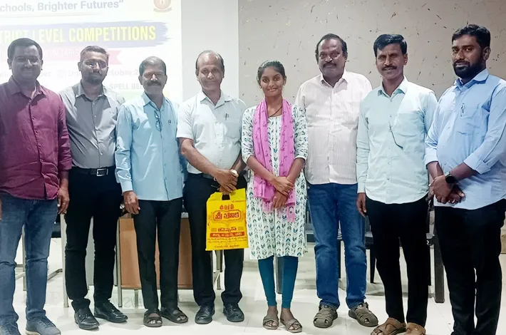 రాష్ట్ర స్థాయికి అక్కెనపల్లి విద్యార్థిని రక్షిత