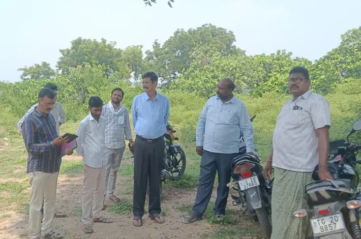 బీబ్రాలో 132 కేవీ సబ్‌స్టేషన్ స్థల పరిశీలన