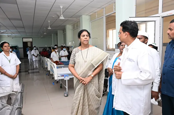 మెరుగైన వైద్య సేవలు అందించాలి