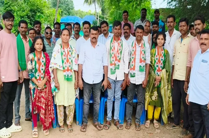 సూరవీడు గ్రామపంచాయతీ సర్పంచ్, ఉప సర్పంచ్ పదవులు కాంగ్రెస్ కైవసం