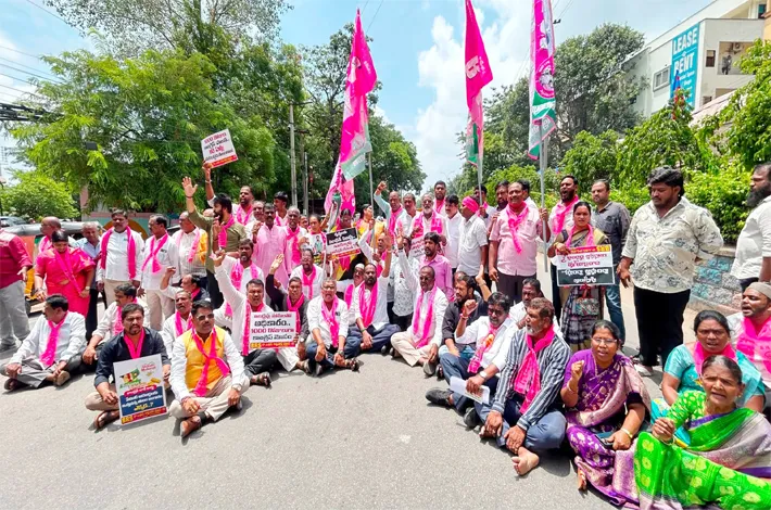 హామీలు అమలు చేయాలి.. గ్యారంటీలు నెరవేర్చాలి!