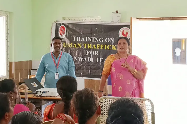 ప్రజ్వల స్వచ్ఛంద సంస్థ ఆధ్వర్యంలో అంగన్వాడీ టీచర్లకు అవగాహన