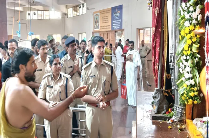 బాసరలో భద్రతా ఏర్పాట్లను పర్యవేక్షించిన ఎస్పీ జానకి షర్మిల