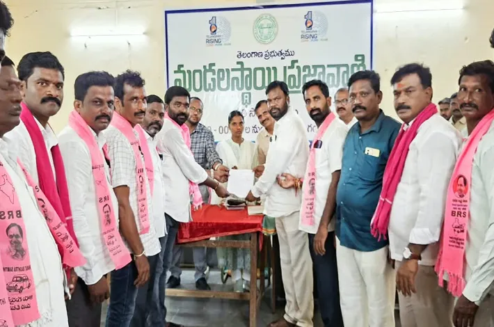 బీఆర్ఎస్ ఎమ్మెల్యేల అరెస్టు అప్రజాస్వామికం