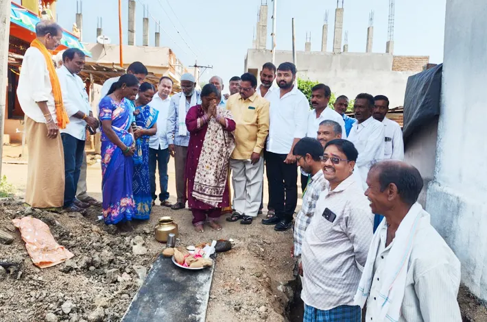 26 లక్షల రూపాయలతో అభివృద్ధి పనుల ప్రారంభం