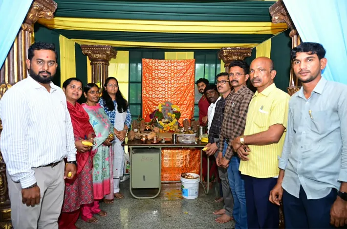 కలెక్టరేట్ లో గణనాధుని శోభాయాత్ర ప్రశాంతంగా ‌నిర్వహించాలి 