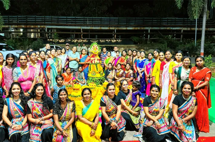 కేటీపీపీలో ఘనంగా బతుకమ్మ సంబరాలు
