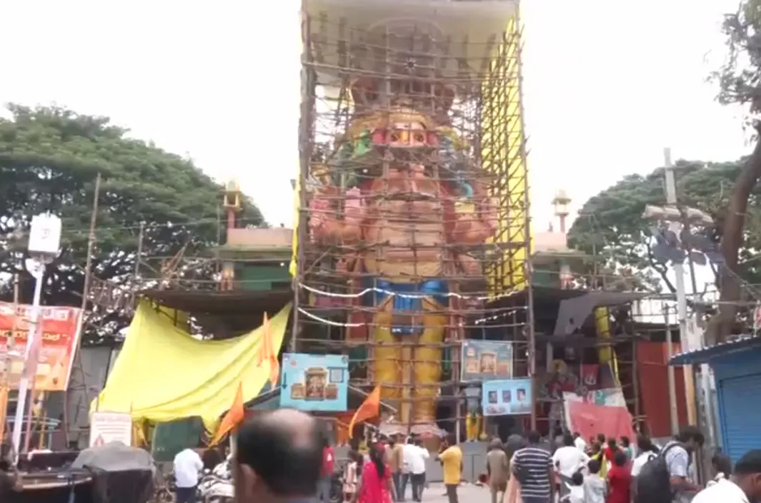 దర్శనానికి ఖైరతాబాద్‌ బడా గణేష్ రెడీ