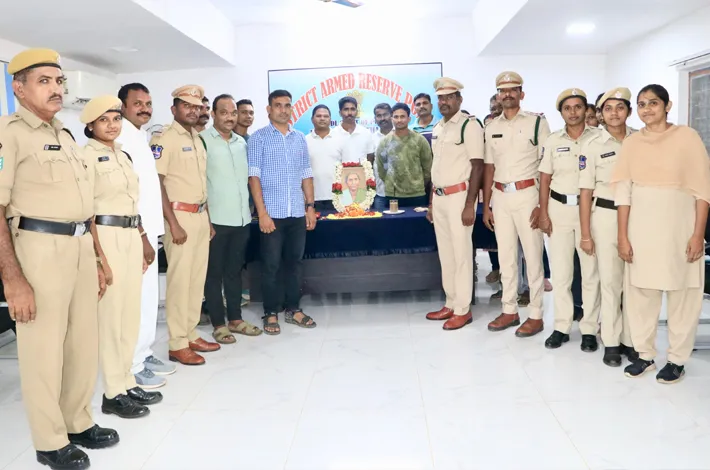 పోలీస్ హెడ్‌క్వార్టర్స్‌‎లో చాకలి ఐలమ్మ జయంతి