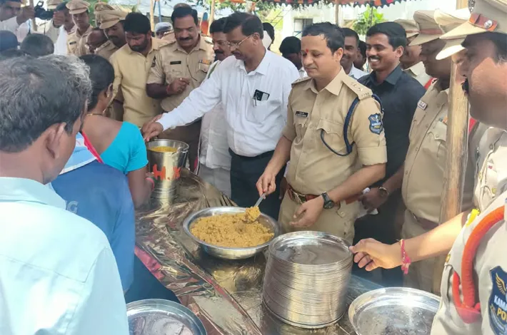 గణేష్ నిమజ్జనానికి పకడ్బందీగా భద్రతా ఏర్పాట్లు...