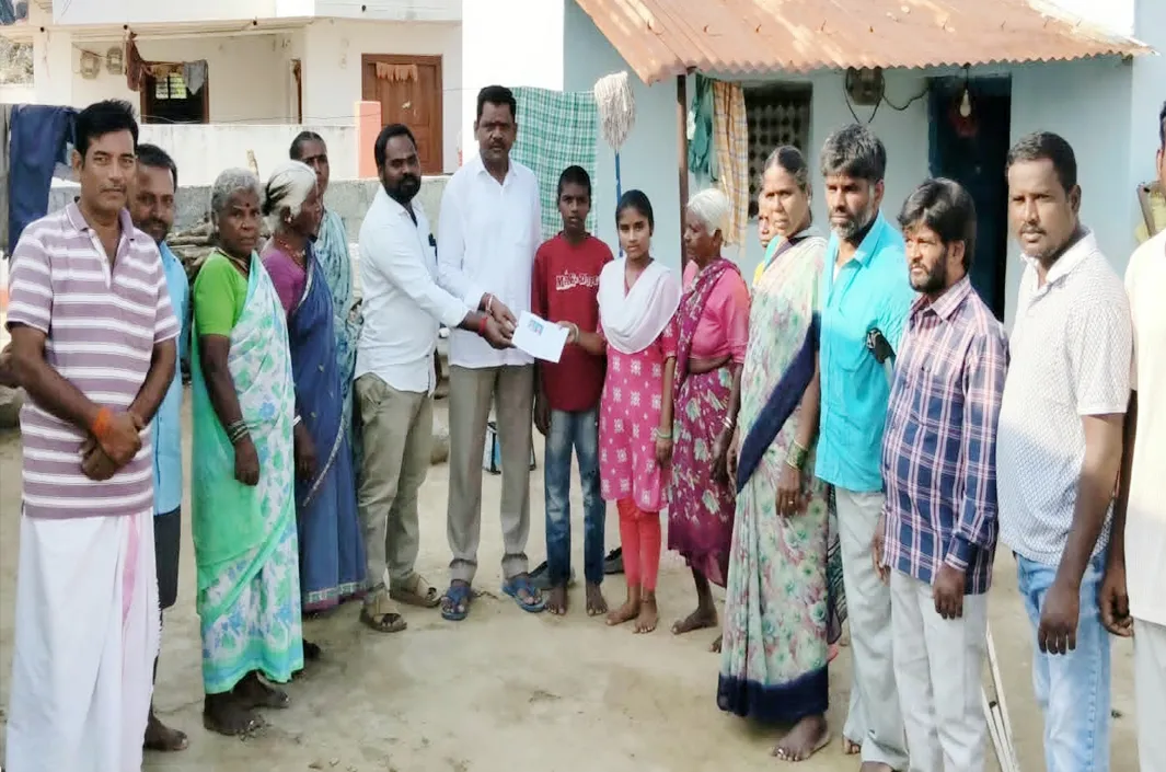 అనాథల భవిష్యత్తుకు ఆర్థిక చేయూత