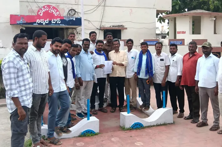 అంబేద్కర్‌పై అనుచిత పోస్టులపై ఫిర్యాదు
