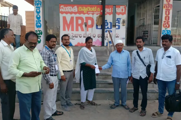 రెస్టారెంట్, హోటల్ పై ఆహార పరిరక్షణ విభాగం దాడులు