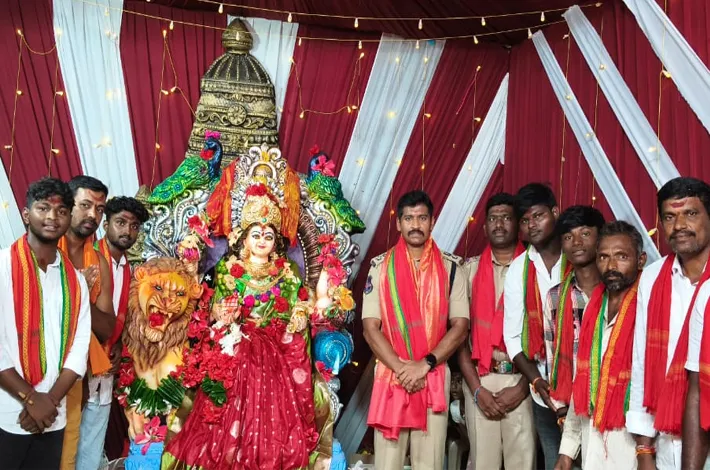 అమ్మవారి ఆశీస్సులతో అందరూ సుభిక్షంగా ఉండాలి