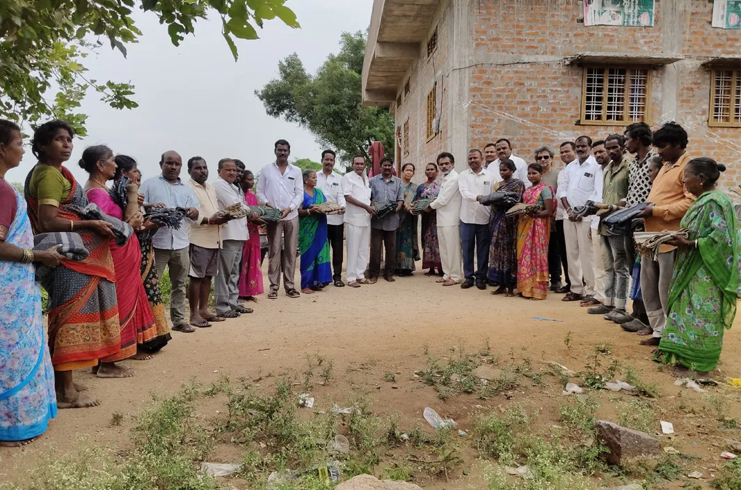 దోమకొండ కోట, గ్రామ అభివృద్ధి ట్రస్ట్ సేవాకార్యక్రమం 