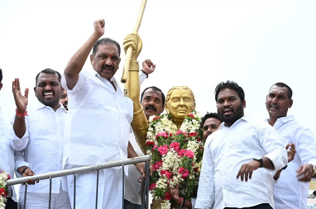 కరీంనగర్‌లో చాకలి ఐలమ్మ వర్ధంతి 