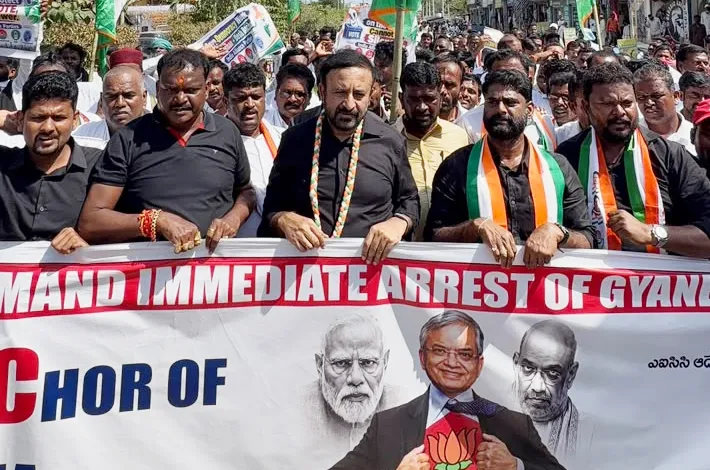 ప్రజా ప్రభుత్వంలో ప్రజలకు ఎంతో మేలు జరుగుతుంది