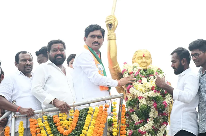 సీఎం రేవంత్ రెడ్డిది డైవర్షన్ పాలిటిక్స్