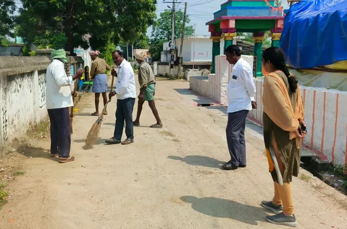 యువత శ్రమదానం చేయాలి