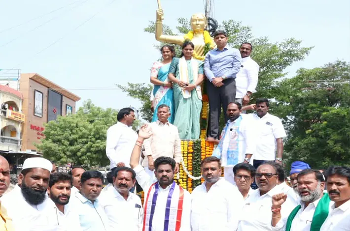 చాకలి ఐలమ్మ పోరాట స్ఫూర్తి సమాజానికి ఆదర్శం
