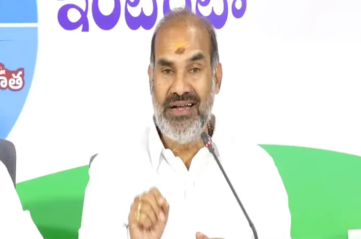 ఎర్రవల్లిలో వందల ఎకరాలు ఎలా వచ్చాయి?
