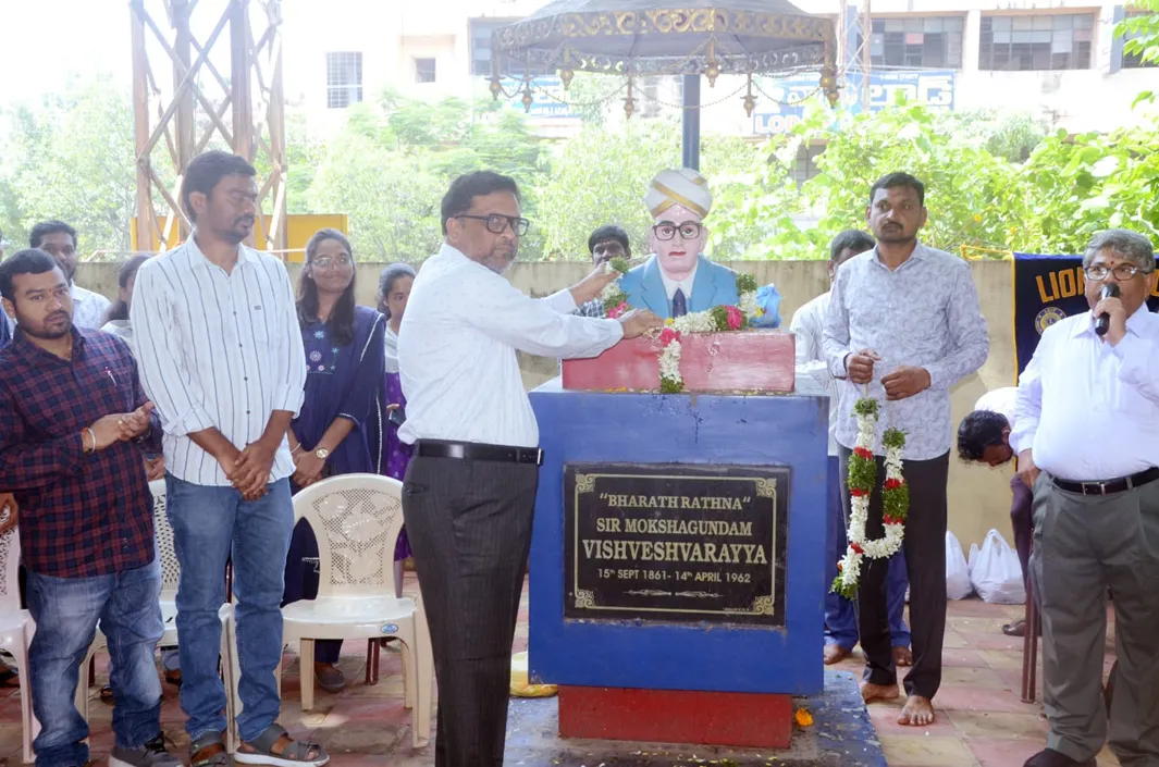 ఘనంగా ఇంజనీర్స్ డే వేడుకలు
