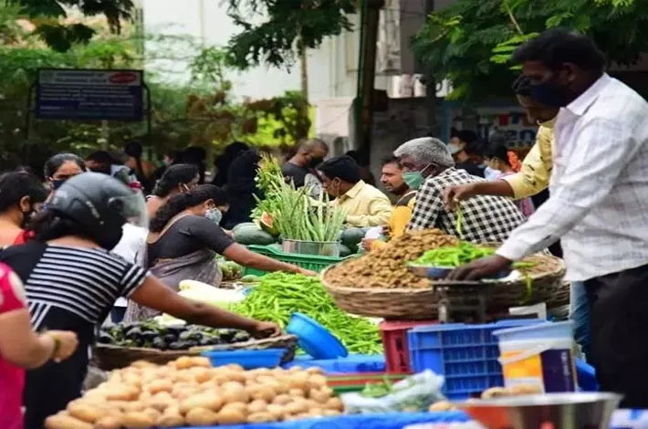 ఏం కొనేటట్టు లేదు.. ఏం తినేటట్టు లేదు !