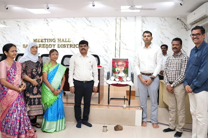 ప్రజాకవి కాళోజీ జీవితం నేటి తరానికి ఆదర్శప్రాయం