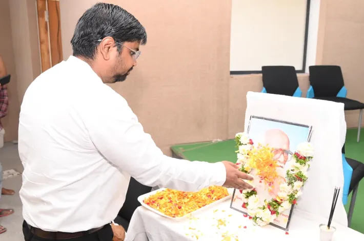 తెలంగాణ గర్వించదగ్గ మహనీయుడు కాళోజి