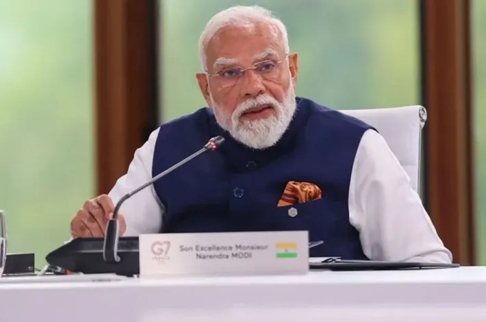 కేంద్ర మంత్రులతో మోదీ అర్ధరాత్రి భేటీ..ఎందుకంటే..?