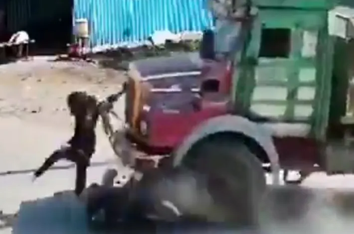 మృత్యువుతో పోరాడి బయటపడింది!