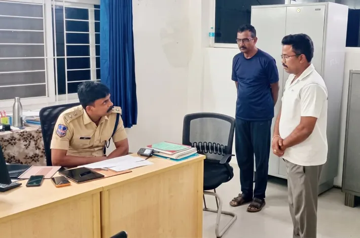 ఎస్పీ రోహిత్ రాజు.. అర్థరాత్రి పీఎస్‎ల తనిఖీ
