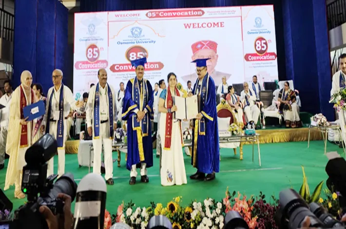 డాక్టరేట్ పట్టా అందుకున్న కుందన్ కౌర్ 