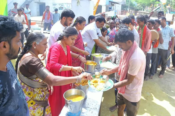 అన్నదానం.. మహా గొప్ప సేవ