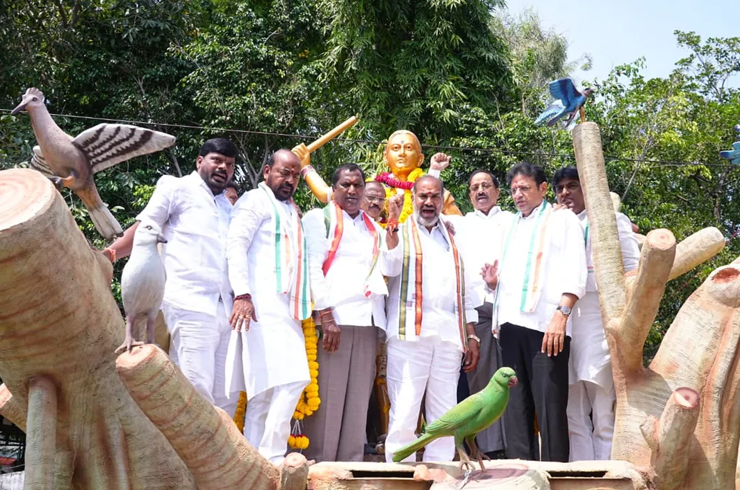 వీరనారి చాకలి ఐలమ్మకు ఘన నివాళి