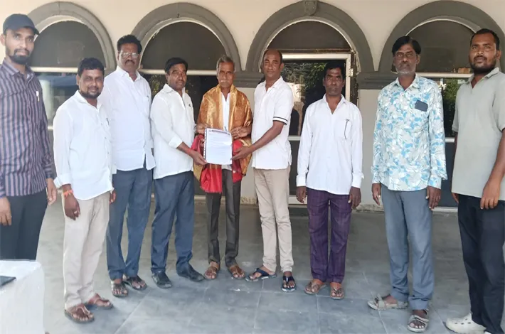 బీసీలు ఐక్యతతో ముందుకు వెళ్దాం