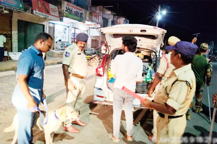 మత్తు వదిలిస్తున్నారు!