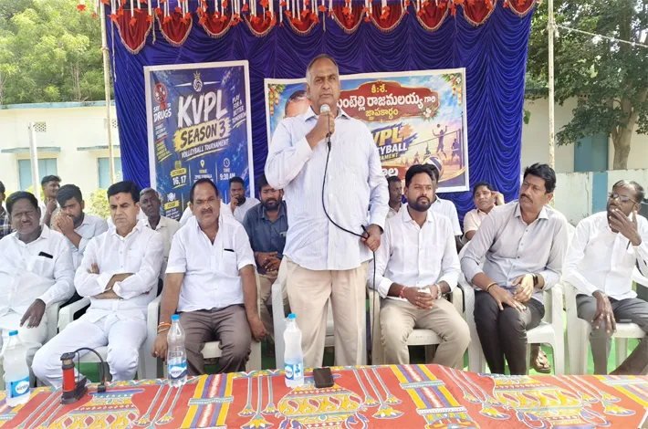కుంటెల్లి రాజమల్లయ్య జ్ఞాపకార్థం వాలీబాల్ టోర్నమెంట్ ప్రారంభం