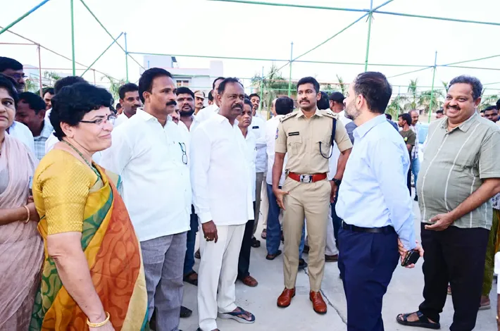 మెగా జాబ్ మేళాను సద్వినియోగం చేసుకోవాలి