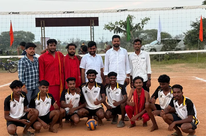 "కెవిపిఎల్ వాలీబాల్: కోనరావుపేట విజేత"