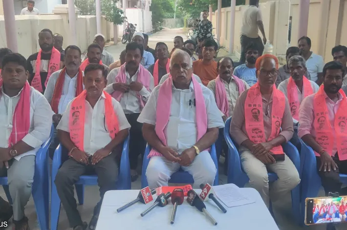 విద్యుత్ సరఫరా లో  అంతరాయంతో రైతుల అవస్థలు 