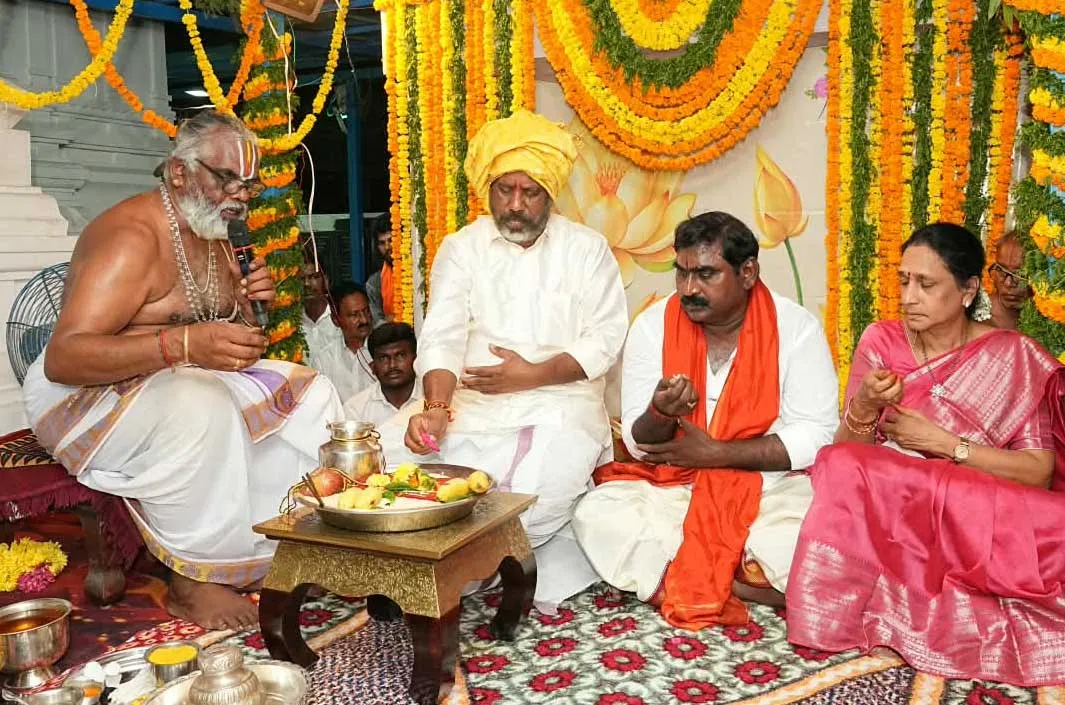 జమ్మి పూజలో డిప్యూటీ సీఎం భట్టి