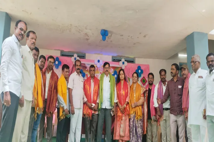 ఫ్రెషర్స్‌కు ఘన స్వాగతం