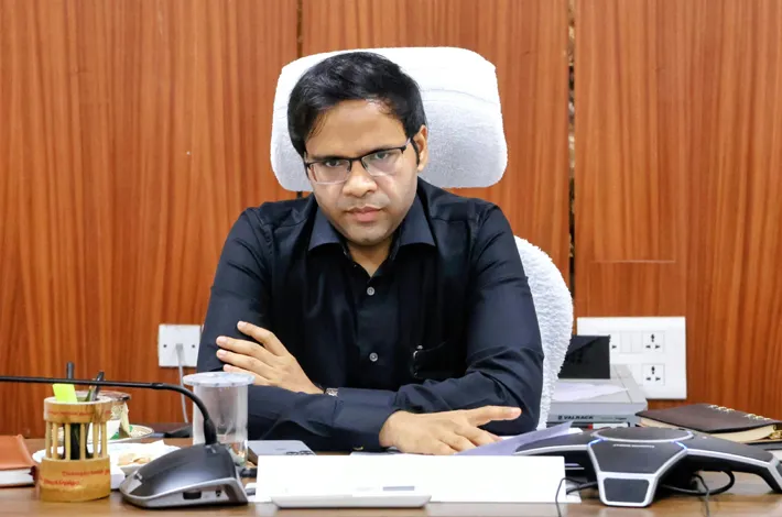 గోదావరి వరద పరిస్థితిపై అప్రమత్తంగా ఉండాలి 