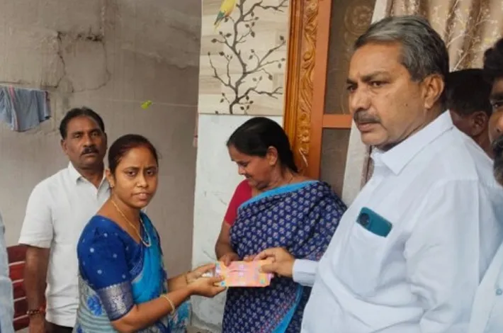 వేల మైళ్ల దూరం... మానవత్వానికి దగ్గరే