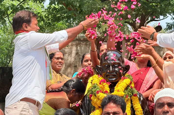 గాంధీ జయంతి వేడుకల్లో ఎమ్మెల్యే
