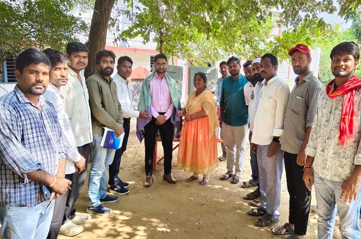 గ్రామపంచాయతీ కార్యాలయాలను సందర్శించిన ట్రైన్ డిప్యూటీ కలెక్టర్