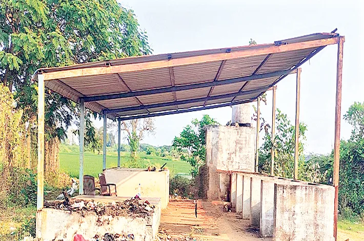 నిరుపయోగంగా సెగ్రిగేషన్ షెడ్లు