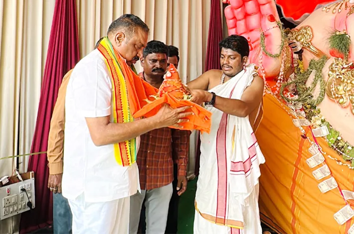 భగత్ నగర్‌లో వినాయక నిమజ్జన వేడుకలు