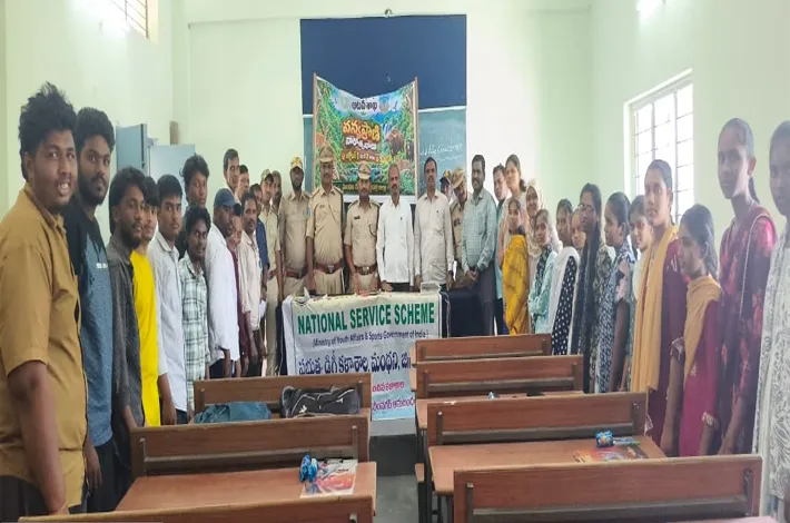 వన్యప్రాణుల సంరక్షణపై విద్యార్థులకు అవగాహన